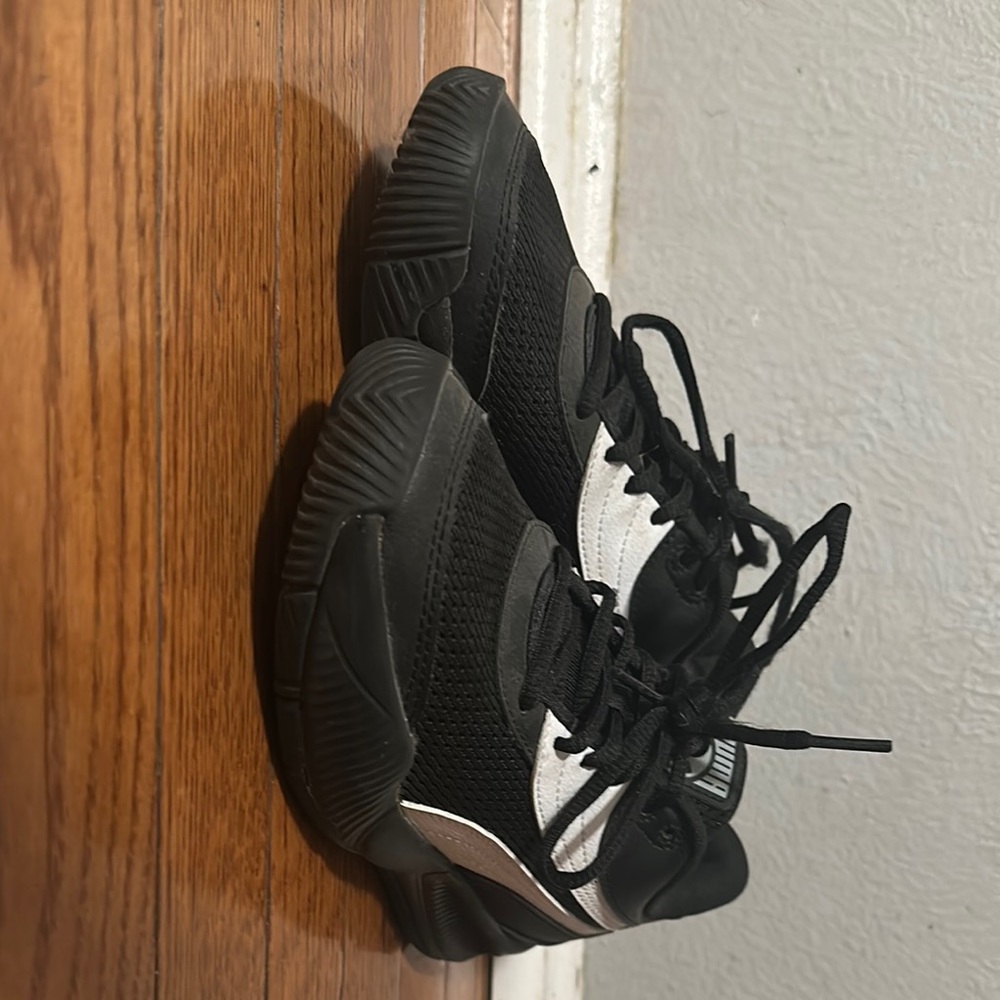 Puma Kids Sneakers - Black and White